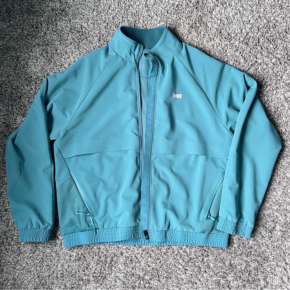 FIGS Sydney jacket
